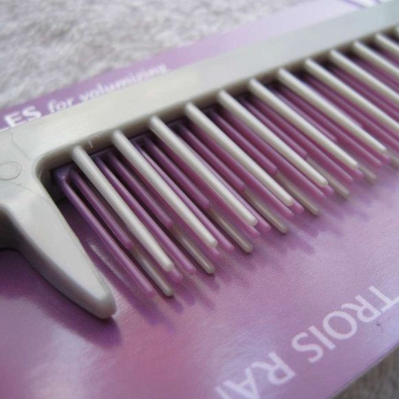 Goody Pro Volumized Hair Three Row Teasing Bristles Comb Tail Tease Smooth Salon - Picture 4 of 8